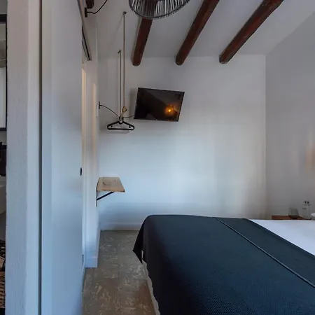 Konukevi Boutique Es Menut Tossa de Mar