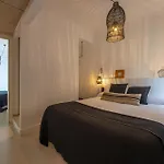 Πανσιόν Boutique Es Menut 4*