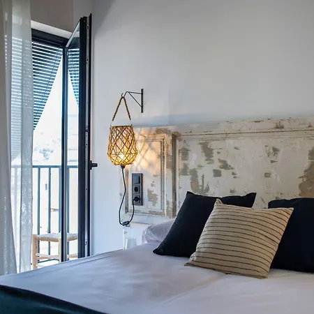 Boutique Es Menut 4*