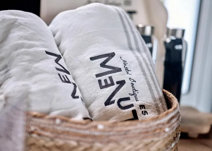 Boutique Es Menut 4*